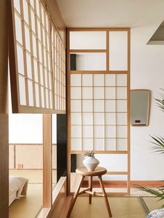 Japanese lattice sliding door partition sliding door compartment folding door wooden window Japanese Doors Sliding, Sliding Partition Doors, Japanese Door, Partition Door, Yoga Room, Better Living, Doors