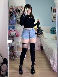 Sui̇ci̇deboys Outfits Women, Just Woke Up Outfit, Transfem Outfits, Hot Outfit For Women, Thick Thighs Outfit, Femboy Outfits Cute, Curvy Body Outfits, Thick Thigh Outfits, Female Outfit Ideas