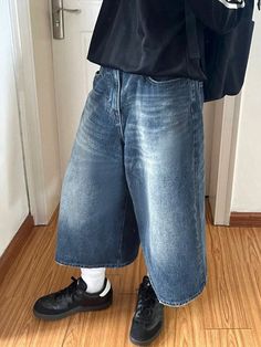 Denim Jorts, Hippie Style Clothing, Baggy Shorts, Bermuda Jeans, Elegant Dresses Long, Dark Jeans, Cropped Trousers, Casual Denim, Kids Beachwear