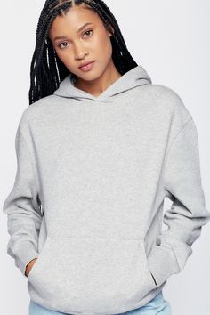 A comfortable classic with a relaxed fit body and simple inset sleeves. Styled layered under a jacket, or on its own lounging at home, it will be a daily go-to. Emily J, Comfortable Hoodies, Essential Hoodie, Hoodie Fits, Fire Fits, Fit Body, Comfy Hoodies, Egyptian Cotton, Everyday Outfits