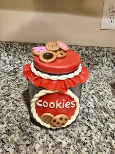 there is a cookie jar on the counter