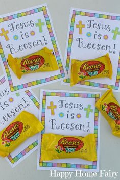 four candy bar cards with the words jesus is risen on them