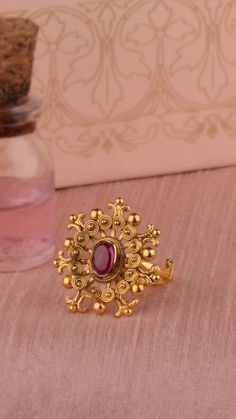 Gold Earrings Designs For Wedding, New Ring Designs Gold, Ring Design In Gold, Ring Designs Gold, Latest Gold Ring Designs, Gold Jewelry Outfits, Gold Jewelry Simple Necklace, Gold Necklace Indian Bridal Jewelry