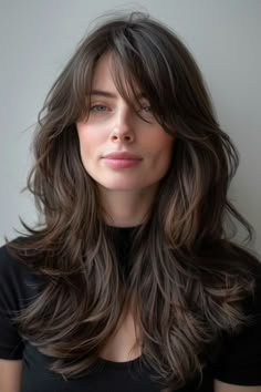 Layered long locks with bangs frame the face beautifully! Here are 49 ideas featuring the most  flattering long hairstyles with layers and fringe for 2024. 👆 Click for more ideas！ V Cut With Curtain Bangs, Locks With Bangs, Long Hair With Bangs And Layers, Long Hairstyles With Layers, Hair For School, Hairstyle Easy, Haircuts For Long Hair With Layers, Layered Hair With Bangs, Hair Inspiration Long