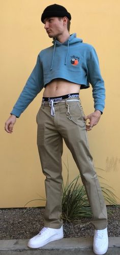 Male crop top Revealing Male Fashion, Crop Top Hoodie Men, Men In Crop Tops Street Styles, Revealing Outfit Men, Man In Crop Top, Men In Crop Tops 80s, Crop Top Hombre, Male Crop Top Outfits, Gay Men Fashion