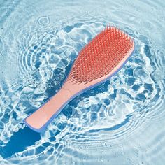 Amazon.com : Tangle Teezer The Ultimate Detangling Brush, Dry and Wet Hair Brush Detangler for All Hair Types, Apricot Blaze : Beauty & Personal Care Wet Hair Brush, Olivia Garden, Detangling Hair, Detangling Hair Brush, Tangle Teezer, Cosmetics Photography, Detangling Brush, Pain Free