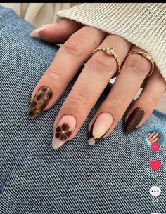 Brown October Nails, Nail Design Jewels, Classy Fall Nails Coffin, Fall Clean Nails, Leafs On Nails, Yellow Fall Nail Ideas, Almond Nails Designs For Fall, Press-on Nails, Short Fall Nails Designs