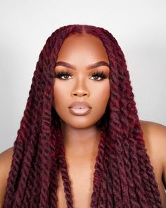 Locs Black Women, Colored Dreads, Dreads Girl, Brown Skin Makeup, Pretty Braided Hairstyles