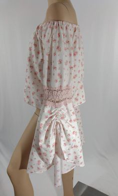 "Women's Top Long Flowy Sleeves Floral Pastel Roses Romantic Feminine size M Feminine Romantic Gorgeous! Handmade GORGEOUS top...one of a kind! Off the shoulder with cross over front, huge long drapey sleeves with pink crocheted lace trim and gather detail, 100% polished COTTON , small pink roses on white. STUNNING! LIKE NEW condition. High quality design, construction and materials. Easy to wear casual chic vintage for the disco sporting life. MEASUREMENTS: Length - 18\" Bust (underarms to unde Long Flowy Sleeves, Roses Romantic, Pastel Roses, Feminine Romantic, White Off The Shoulder, Roses White, Crocheted Lace, Flowy Sleeves, 80s Dress