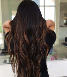 Caramel Black Balayage, Black Hair With Caramel Underneath, Espresso Hair With Caramel Highlights, Black To Caramel Ombre, Dimensional Black Hair Highlights, Brown Carmel Honey Hair, Dark Brown Carmel Balayage Long Hair, Black And Caramel Balayage, Black To Caramel Balayage