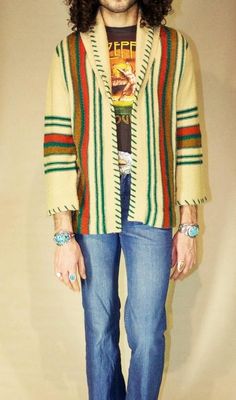 70s Navajo SOUTHWESTERN Ethnic Native BELL SLEEVE Hippie Boho Unisex Mens Sweater Jacket. kr300.00, via Etsy. Poncho 70s, Fashion 60s, 60s Look, Trendy Winter Fashion