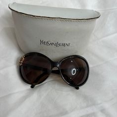 Ysl Sunglasses With Case Ysl Sunglasses Women, Ysl Sunglasses, Saint Laurent Accessories, Big Sunglasses, Colored Sunglasses, Sunglasses Accessories, Yves Saint Laurent, Sunglasses Women, Saint Laurent