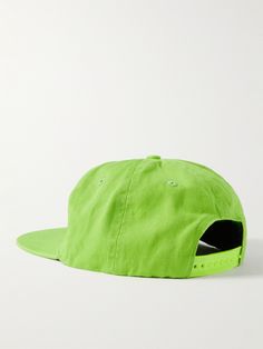 Los Angeles-based Gallery Dept.'s collections have a laid-back, rebellious vibe. This six-panel cap is made from cotton-twill and embroidered with a bold logo. The snap-back fastening can be adjusted to your preferred fit. Cotton Snapback Hat With Sweatband, Green Cotton Hat With Embroidered Logo, Retro Six-panel Snapback Hat For Streetwear, Canvas Snapback Hat With Embroidered Logo, Cotton Hats With Logo Patch, Cotton Hats With Sweatband For Streetwear, Green Cotton Hat For Streetwear, Green Cotton Six-panel Hat, Green Cotton Cap