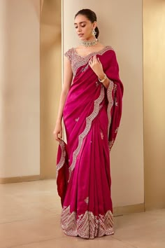 Sankranti Decoration, Indian Wedding Design, Modern Sari, Cocktail Saree, Saree Wearing Styles, Simple Saree Designs, Saree Looks, Saree Wearing, Dress Saree