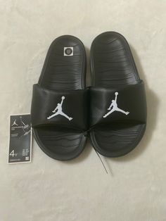 NEW WITH TAGS   NO BOX 4 YOUTH BLACK JORDAN BREAK SLIDES NO RETURNS ACCEPTED U S BIDDERS ONLY Black Open Toe Slides For Sports, Black Slip-on Slides For Streetwear, Black Sporty Non-slip Slides, Black Synthetic Slides For Streetwear, Black Round Toe Slides For Streetwear, Comfortable Non-slip Black Slides, Comfortable Black Slides For Streetwear, Casual Black Open Toe Slides, Black Beach Slides