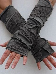 Apocalyptic Fashion, Gloves Fashion, Long Gloves, Vintage Casual, Knitted Gloves, Fantasy Clothing, Hendrix, Outfits Summer, Character Outfits