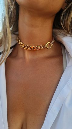 "♦ A beautiful Gold chain choker made of Gold-plated brass in very high quality with two O rings on the sides. The necklace is suitable for those who love street fashion, and it is suitable for morning and evening. You can also purchase the necklace in sterling silver. (see photos) ▪ SIZE Length: 11.8\" (30cm) up to 17.7\"(45cm) Width chain:0.51\" (1.3 cm) Wide hoop: 0.78(2cm) You can see another model of a choker in the next link: https://etsy.me/2OoCzSq ♦ This piece of jewelry is perfect as a Chunky Gold Choker Necklace, Thick Necklace Chain, How To Wear A Choker Necklace Outfit, Cloth Choker Necklace, Edgy Jewelry Gold, Gold Chain Choker Necklace, Necklace Outfit Ideas, Choker Styling, Gold Choker Designs