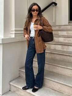 Fall Roadtrip Clothes, Jackets Fall 2024, Fall Fashion Basics, Fall Wishlist 2024, Women’s Fall Jackets, September Outfits 2024, Fall Jackets For Women Casual, Fall Women’s Fashion 2024, Fall Fashion Los Angeles