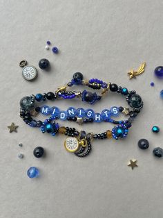 Handmade Era's Tour friendship bracelet - midnights made to order - please note feature beads may vary in colour slightly dependent on bead availability. Bracelets Design, Taylor Swift Concert, Taylor Swift Fan, Taylor Swift Pictures, Bracelet Tutorial