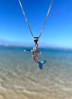 Size: 18x26mm This Mermaid Necklace is made of 925 sterling silver and comes with a sturdy box chain. Perfect as a gift, this  piece captures the beauty of the ocean. *Material: 925 sterling silver *Chain: Durable box chain, Adjustble 18" - 20" long *Design: Detailed mermaid pendant Plain Sterling Silver Version Available! https://www.etsy.com/listing/1744956385/mermaid-necklace-925-sterling-silver?ref=listings_manager_grid Opal Ocean Necklace, Silver Sterling Silver Mermaid Necklaces, Dark Grunge Aesthetic, Dolphin Jewelry, H2o Mermaids, Crystal Bead Jewelry, Mermaid Pendant, Turtle Bracelet, Ocean Jewelry