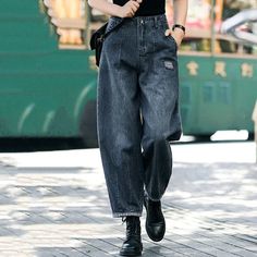 Product information: Thickness: thick Fabric name: denim Color: N7566# inelastic nostalgia Pants length: trousers Waist type: high waist Size: S (size 26),M (size 27-28),L (size 29-30),XL (size 31-32),2XL (size 33),3XL (size 34) Style type: Japanese and Korean casual Style: straight-leg pants Style: casual style Craft: resin solid color Size: Note: 1. Asian sizes are 1 to 2 sizes smaller than European and American people. Choose the larger size if your size between two sizes. Please allow 2-3cm Trendy Baggy High-rise Cropped Jeans, Trendy High Rise Baggy Cropped Jeans, High Waist Cropped Jeans For Streetwear, Dark Wash High Waist Baggy Jeans, Baggy High Waist Cropped Jeans, Baggy High-waist Cropped Denim Jeans, Sarouel Pants, Style Bleu, Jeans Trend