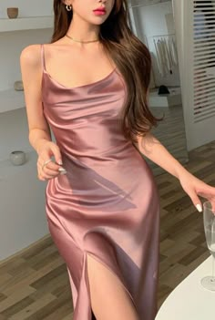 Elegant Spaghetti Strap Halter Satin Side Slit Midi Dress. It is sexy, comfy and classy. Good for formal and party wear. For elegant ladies, teens and women. It is street style and fitted in any outfit. Gaun Koktail, Pink Dress Outfits, Denim Hair, Makeup Everyday, Business Boutique, Casual Chic Outfits, Pani Puri, Silky Dress, Prom Outfits