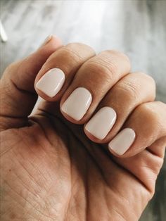 vernis à ongles beige Ivory Nails, Ongles Beiges, Neutral Nail Color, Nails Polish, Nail Inspiration, Gel Nail Art