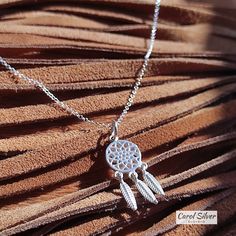 * Material: 925 Sterling Silver ☪  * Chain length: 45 Cm.  * Handmade 🤲🏻 925 Silver Stamp. ~ The Dream catcher necklace is made up of a beautiful and comfortable rolo link chain and hanging from it, the dream catcher amulet from which 3 Feathers hang, of an ideal size. 🛍️ Packaging: - You will receive this necklace in a nice bag, ready to give or keep in perfect condition. It also includes a polishing cloth so that they always look shiny. 📞Please send a message with your phone number when pl Bohemian Sterling Silver Charm Necklace With Adjustable Chain, Bohemian Sterling Silver Charm Necklace With Lobster Clasp, Dreamcatcher Necklace, Elegant Sterling Silver Feather Jewelry, Dream Catcher Jewelry, Silver Feather Pendant Jewelry, Silver Feather Necklace, Dreamcatcher Pendant, Dream Catcher Necklace