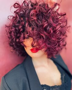 Spikes Hair, Curly Hair Trends, Curly Cuts, Bob Haircut Curly, Hairstyles Braid, Side Braid Hairstyles, Beautiful Hair Color