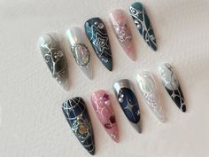 Street Style Nails, Interesting Nails, Trendy Manicure, Punk Nails, Perfect Manicure, Nails Today, Grunge Nails, Blush Nails, Crazy Nails