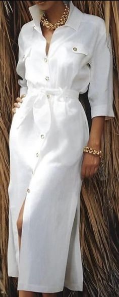 Classy Linen Dress, Simple Dresses Casual Classy, Shirtdress Styling, Semi Casual Outfit, Casual Chic Outfits, Over 60 Fashion, Dresses Aesthetic, White Summer Dress