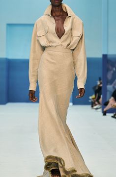 Max Mara Spring 2023, Kaftan Designs, Woman Suit Fashion, Spring Fashion Trends, Casual Chic Style, Spring 2023, Girly Fashion, Skirt Design, Outfit Summer