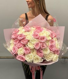 bouquet-of-white-and-pink-garden-roses-black-orchid-flowers-1 - Black Orchid Flowers 100 Rose Bouquet, Roses Bouquet Birthday, 100 Roses Bouquet, White And Pink Bouquet, Pink And White Garden, White Garden Roses, Happy Birthday Bouquet, 100 Roses, Mixed Bouquet