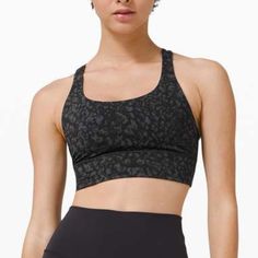 Lululemon Energy Longline Bra Wild Thing Camo Deep Coal Multi Rare, Trendy Print On A Lululemon Classic Longline Sports Bra / Crop Top Mix That Is Functional And Very Flattering (Hits At The Waist And Has A Huge Push-Up Effect) Great For Streetwear, Going Out, Festivals, Working Out, Casual Wear Size: 4 / S, Tts Condition: New Without Tags. Perfect Condition, Only Tried On Once Selling Bc: I Have Too Many Energy Longlines And I Do Not Work Out Ever Open To Reasonable Offers Crosslisted On M Bra Workout, High Impact Sports Bra, Strappy Sports Bras, Seamless Sports Bra, Longline Bra, Gap Fit, Mom And Sister, Girl Running, Yoga Bra