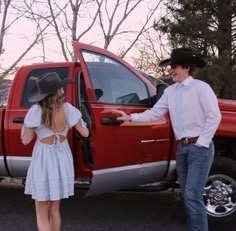 Boyfriend Stuff, Country Relationship Goals, Country Relationships, Cute Relationship, Dream Dates, Goals Relationship, Country Couples