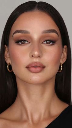 Natural Makeup Styles, Festival Make Up Ideas, Make Up Sposa, No Make Up Make Up Look, Bombshell Makeup, Natural Makeup Style, Pale Makeup, Sultry Makeup, Natural Prom Makeup