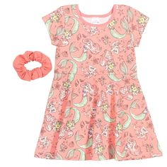 Your little girl is ready for a day filled with Disney magic in this cute Disney skater dress. This short-sleeve dress features a fun all-over print design of her favorite Disney characters and comes with a fashionable matching scrunchie. Choose from artwork featuring Minnie Mouse and Mickey Mouse or Disney princesses like Moana, Cinderella, Belle from Beauty and the Beast, Ariel from The Little Mermaid, Mulan, and Elsa and Anna from Frozen. Made of a soft material that keeps your little girl co Ariel Pink, Little Mermaid Outfit, Disney Princess Toddler, Skater Girl Dress, Big Girl Dresses, Ariel Dress, Skater Style Dress, Toddler Girl Shorts, Mermaid Outfit