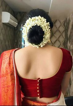 Indian Blouses For Women Saris, Bengali Blouse Designs, Katori Blouse Designs, Saree Blouse Back, Kerala Saree Blouse Designs, Silk Saree Blouse Designs Patterns