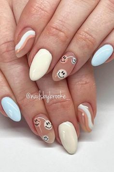 Cute Nail Ideas For Teenagers, Nail Ideas For Teenagers, Cute Nail Ideas, Swirl Nails, Nails Holiday, Trending Nails, Back To School Nails, May Nails, Cute Nail