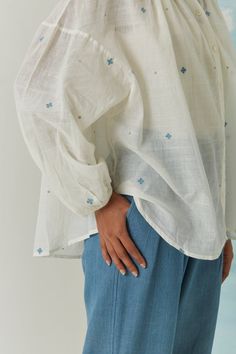 Fabric has been handwoven in Kandara, a small village in West Bengal. The yarns used to make the fabric are dyed using Azo-free dyes. The garment is manufactured in our workshop at Bangalore, India. Small Print Fabric, Jamdani Shirt, Jamdani Blouse, Pleated Denim Pants, Jamdani Fabric, Jamdani Motifs, Purvi Doshi, Japan Market, Fashion Blogging