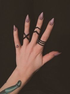 Claw Nails, Goth Nails, Stiletto Nails Designs, Nails Tumblr, Dark Nails, Dope Nails