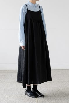 Japanese Street Style Summer, Modesty Outfits Summer Casual, Japan Dress Fashion, Japan Minimalist Fashion, Japan Fashion Casual, Fashionista Clothes, Modest Fashion Outfits