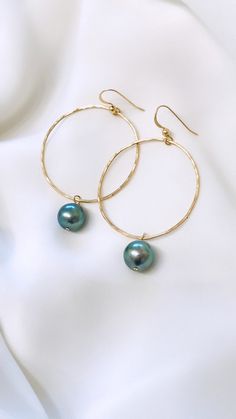 "Tahitian Pearl hoop earrings - a must have for any pearl lover. - 14k gold fill hoops - 1.5\" hoop - 9-10mm pearls" Ad Jewellery, Gold Filled Hoops, Pearl Hoop Earrings, Tahitian Pearls, Gems Jewelry, Christmas Jewelry, Jewelry Earrings Hoops, Tahiti, Honolulu