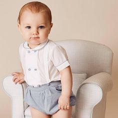 Bloomers Outfit, Baby Boy Clothing, Vintage Romper, Vintage Baby Clothes, Royal Babies, Baby Boy Clothing Sets, 3 Month Baby, Boy Clothing, Smart Outfit