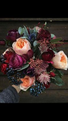 a bouquet of flowers is displayed on the instagram page for people to share with