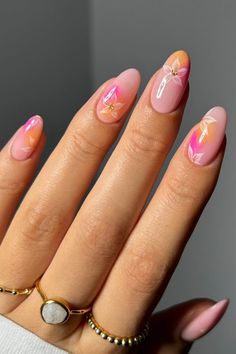 27 Hot Girl Summer Neutral Nails to Slay the Season Hoț Girl Nails, Clean Girl Nails Summer, Clean Girl Summer Nails, Bias Nails, Acrylic Nail Trends 2024, 2024 Nails Summer, Cool Girl Nails, Summer Neutral Nails, Nails Summer Vibes