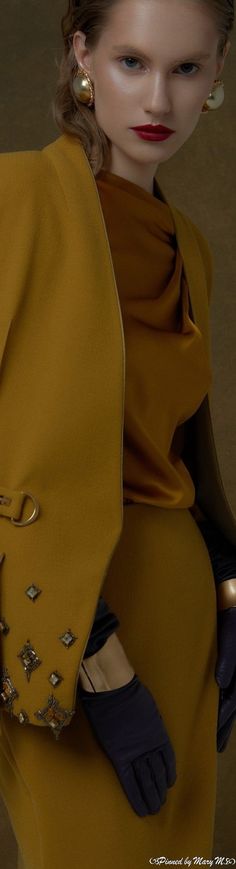 #ValentinYudashkin #PreFall2024 #Runway Yellow Mustard, Retail Therapy, Autumn Theme, Beautiful Fashion, Warm Colors, Dress To Impress, Gloves