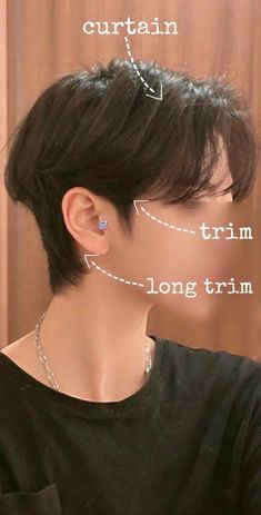 Male Curtains Haircut, Korean Curtain Haircut Men, Male Haircut Ideas Straight Hair, Haircuts For Korean Men, Haircuts For Guys Straight Hair, Haircuts For Asian Men With Straight Hair, Korean Haircuts For Boys, Korean Men Haircut Long, Male Hairstyles For Straight Hair