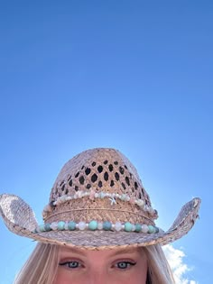 Hat is hobby lobby Beads are from michaels Woven Cowgirl Hat, Boho Beach Hat, Cowgirl Hats Western Summer, Cowboy Hat Beads, Summer Cowgirl Hat