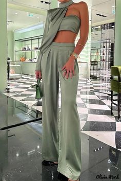 OliviaMark - Exquisites Zweiteiler-Ensemble mit rückenfreiem, asymmetrischem Halfter und langen Ärmeln Wide Leg Pant Suit, Halterneck Top, Two Piece Pants Set, Casual Wide Leg Pants, Woman Suit Fashion, Halter Neck Top, Solid Clothes, Loose Dress, Suit Fashion